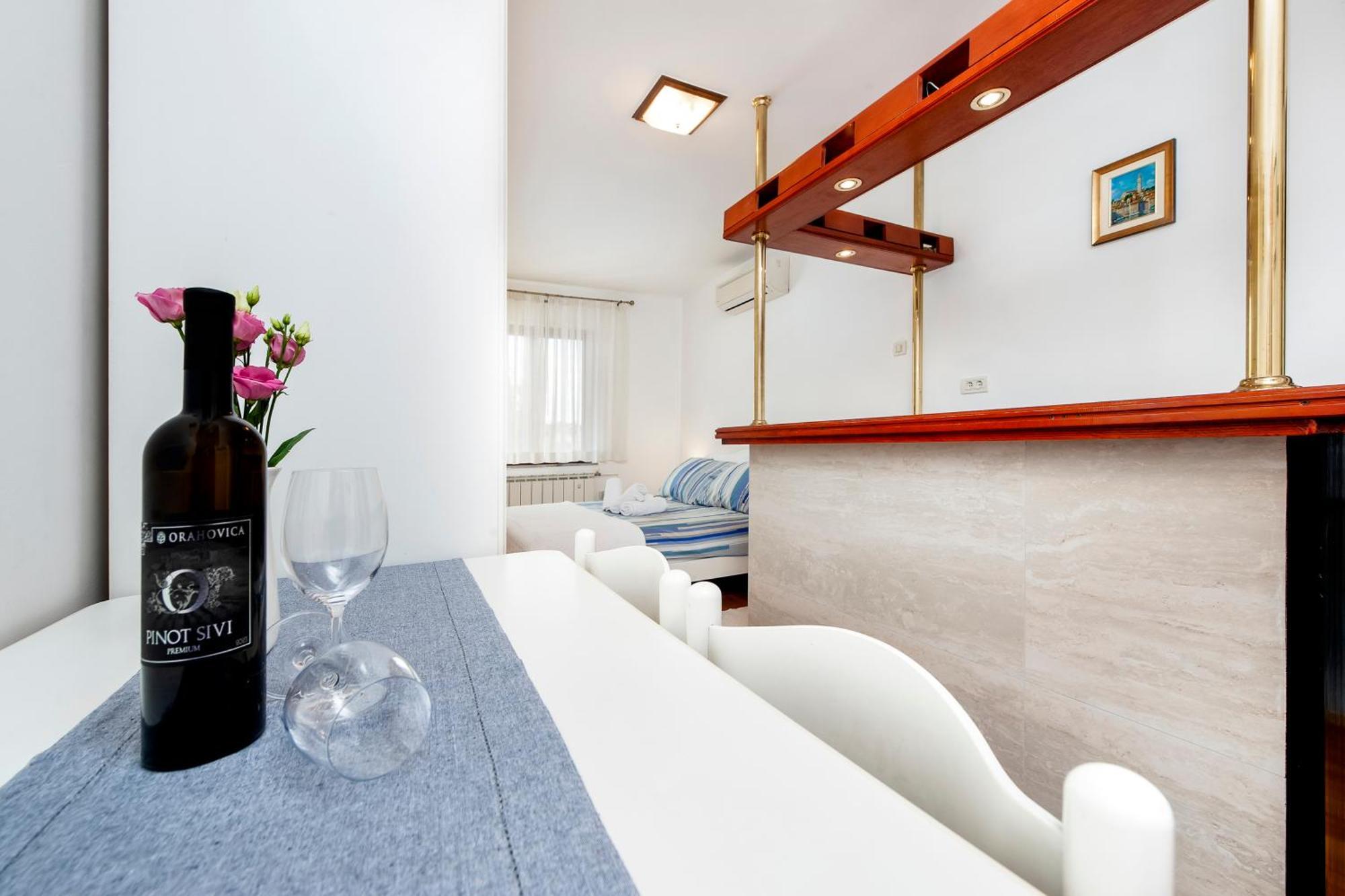 Apartments Carmelo Ρόβινι Εξωτερικό φωτογραφία